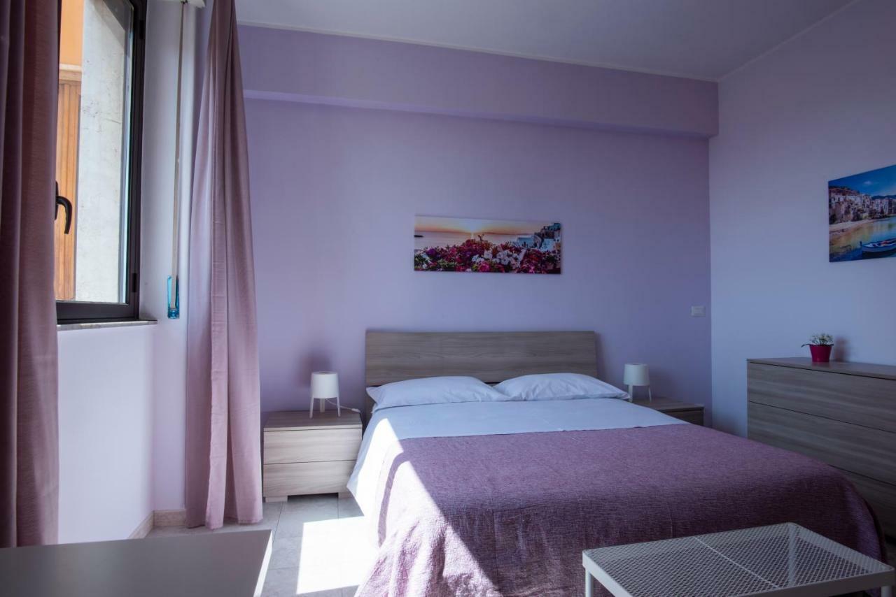 Ofelia House&Rooms Cibali Esterno foto