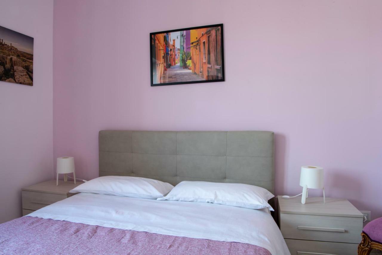 Ofelia House&Rooms Cibali Esterno foto